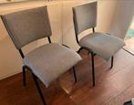 Twee eetkamerstoelen, Huis en Inrichting, Stoelen, Ophalen, Gebruikt, Grijs, Twee