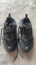 Balenciaga triple S maat 35 + bon, Kleding | Dames, Schoenen, Ophalen of Verzenden, Gedragen