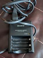 Oplader AA en AAA batterijen, Audio, Tv en Foto, Opladers, Gebruikt, Ophalen of Verzenden