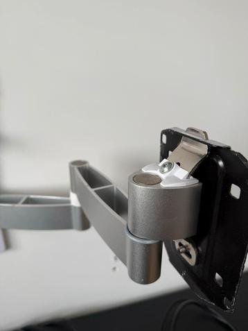 Vogel's Draaibare TV Beugel 19-43 inch beschikbaar voor biedingen