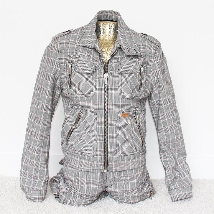 Zeer Mooi Moschino Pakje (L) € 450,-, Kleding | Dames, Jasjes, Kostuums en Pakken, Zo goed als nieuw, Kostuum of Pak, Maat 42/44 (L)