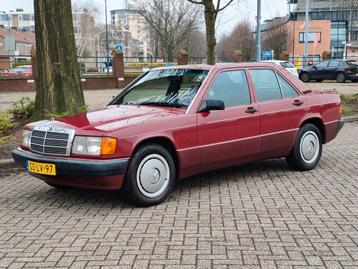 Mercedes 190-Serie 2.0 DIESEL 1993 Rood W201 APK GOEDE STAAT beschikbaar voor biedingen