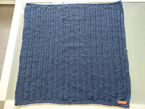 Zelfgehaakt Lounge Dekentje - Donkerblauw, Huis en Inrichting, Woonaccessoires | Plaids en Woondekens, Nieuw, Ophalen of Verzenden