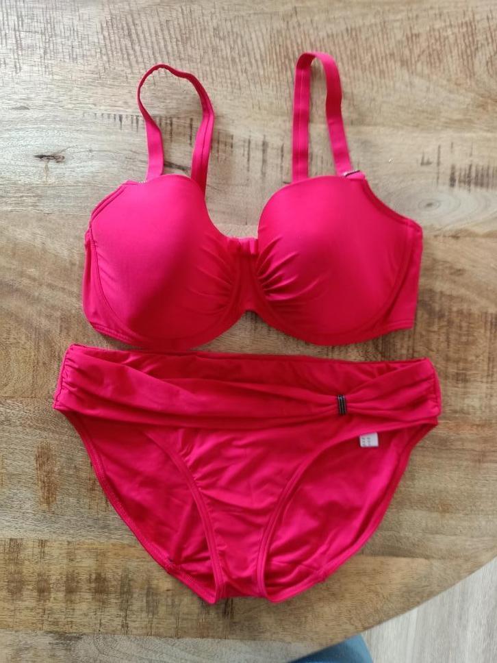Prima donna bikini 75 E broekje 40 nieuw rood 75E, Kleding | Dames, Badmode en Zwemkleding, Nieuw, Bikini, Rood, Ophalen of Verzenden