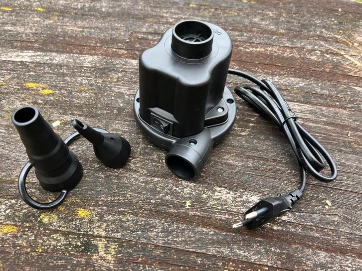 Nieuwe elektrische pomp met opzetstukken, Caravans en Kamperen, Luchtpompen, Nieuw, Elektrisch, Ophalen of Verzenden