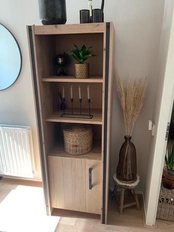 hoge kast 