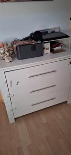 Witte commode, gratis, Kinderen en Baby's, Ophalen, Gebruikt, 50 tot 70 cm, 100 cm of meer