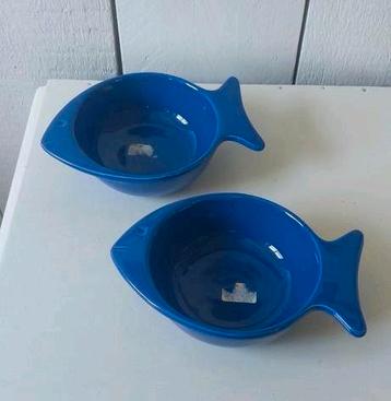 2 blauwe schaaltjes in vorm van een Vis vissen nootjes soep  beschikbaar voor biedingen