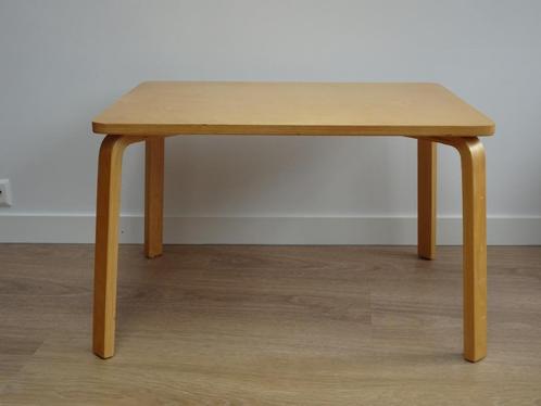 Vintage plywood kindertafel / speeltafel, Kinderen en Baby's, Kinderkamer | Tafels en Stoelen, Gebruikt, Tafel(s), Ophalen