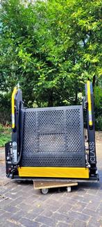 Oprijplaat / plateaulift / rolstoellift platform 140x80cm, Ophalen, Zo goed als nieuw