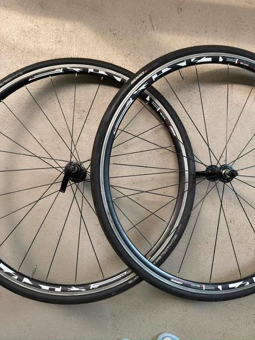 Wielset Rodi Blaster 28″ race – 10/11 speed Shimano, Fietsen en Brommers, Fietsonderdelen, Zo goed als nieuw, Racefiets, Wiel