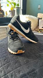 NIKE MD RUNNER 2 SUEDE, Nieuw, Ophalen of Verzenden, Hardlopen, Hardloopschoenen