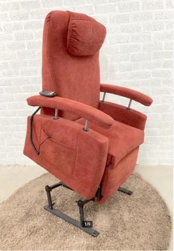 Fitform sta-op + relaxstoel, electr., rood, 3 motor. i.z.g.s beschikbaar voor biedingen
