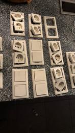 Schakelmateriaal merk Gira, Ophalen, Gebruikt, Stopcontact