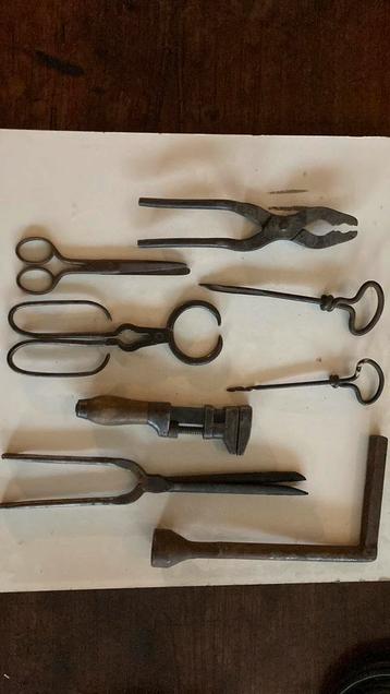 Antiek gereedschap bahco moersleutel kandijtang boor priem beschikbaar voor biedingen