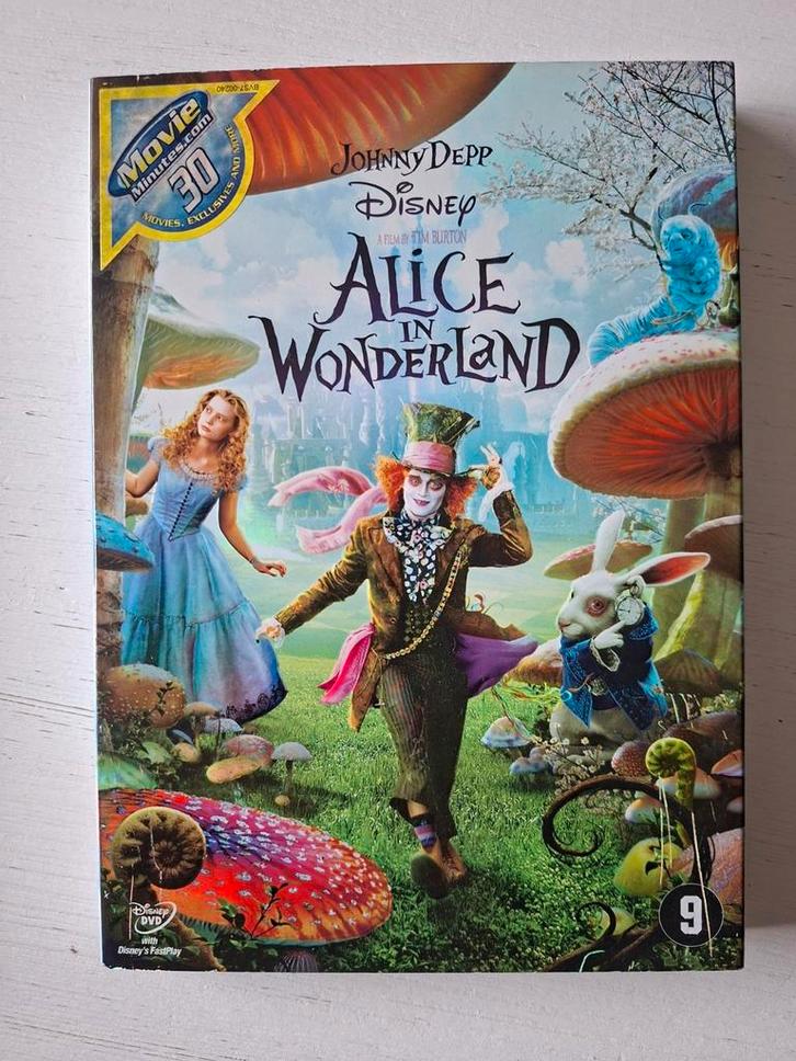Alice in Wonderland - Disney DVD met Johnny Depp, Cd's en Dvd's, Dvd's | Klassiekers, Zo goed als nieuw, Actie en Avontuur, Ophalen of Verzenden