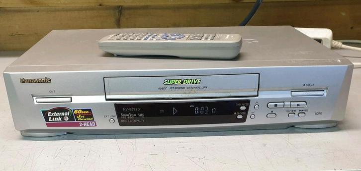 Panasonic nv-sj220 videorecorder + afstandsbediening, Audio, Tv en Foto, Videospelers, Gebruikt, VHS-speler of -recorder, Ophalen of Verzenden