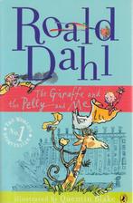 The Giraffe, the Pelly and Me (Roald Dahl), Ophalen of Verzenden, Zo goed als nieuw, Roald Dahl, Fictie algemeen