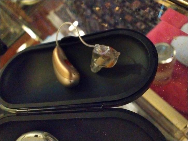 AudioNova Hoortoestel - Oplaadbaar, Diversen, Verpleegmiddelen, Gebruikt, Ophalen of Verzenden