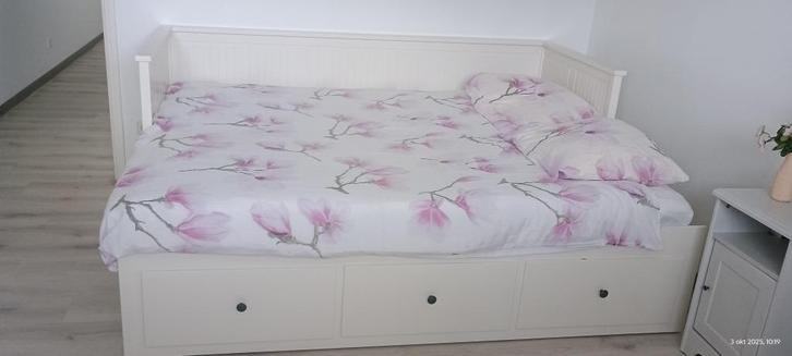 SLAAPBANK – BED, 2 of 1-pers. €200 inc. 2 matrassen 80x200, Huis en Inrichting, Slaapkamer | Slaapbanken, Zo goed als nieuw, 160 cm