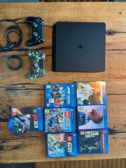 PS4 slim met 2 controllers / 8 games, Spelcomputers en Games, Spelcomputers | Sony PlayStation 4, Zo goed als nieuw, Slim, Met 2 controllers