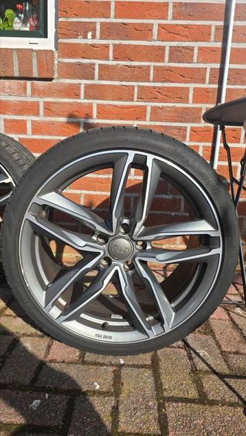 19 inch Audi (imitatie) velgen met banden beschikbaar voor biedingen