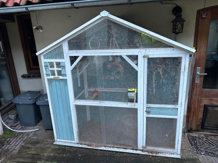 Volière, Dieren en Toebehoren, Vogels | Hokken en Kooien, Gebruikt, Volière, Hout, Ophalen