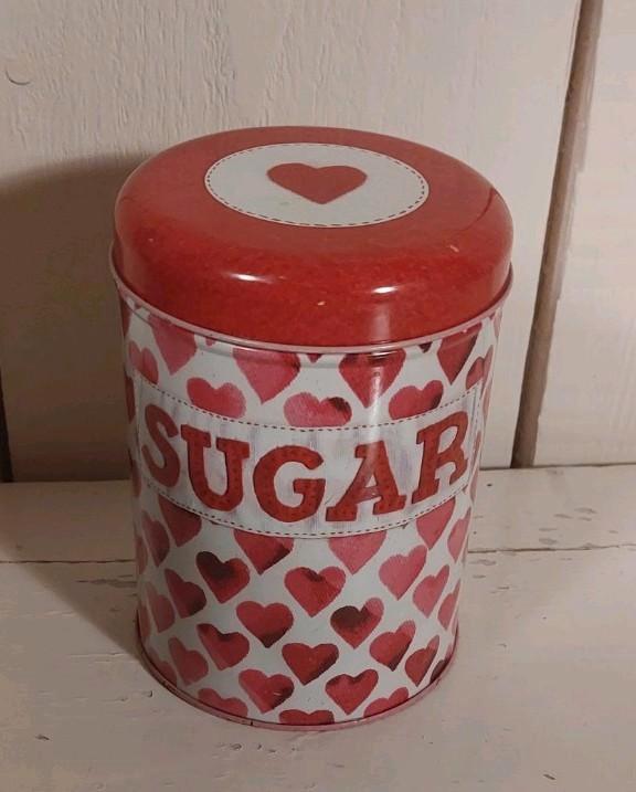 Tweedehands blik voor suiker met hartjes sugar, Verzamelen, Blikken, Zo goed als nieuw, Overige, Ophalen of Verzenden