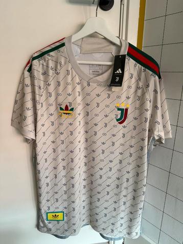 Voetbalshirt Juventus co-brand Adidas en Gucci beschikbaar voor biedingen