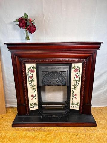 Gratis bezorging!Vintage Edwardiaanse Stijl Schouwombouw beschikbaar voor biedingen