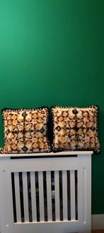 2 Vintage Smyrna kussens bruin beige jaren 70, Huis en Inrichting, Woonaccessoires | Kussens, Ophalen of Verzenden, Zo goed als nieuw