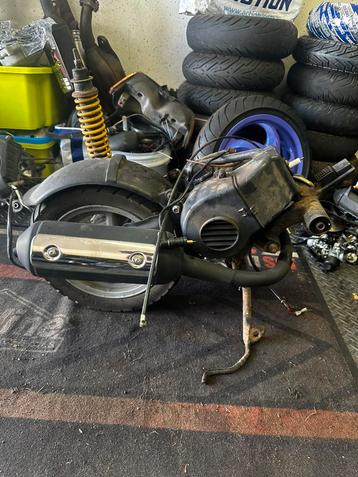 Piaggio zip fastrider blok origineel beschikbaar voor biedingen