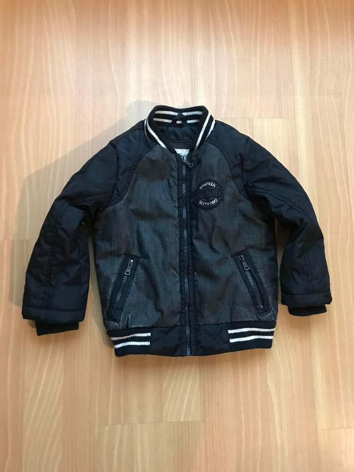 WE winterjas jongen maat 92 / 98 mooie staat zgan, Kinderen en Baby's, Kinderkleding | Maat 92, Zo goed als nieuw, Jongen, Jas