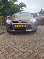 Ford Focus 1.6 Tdci 77KW Wagon 2013 Bruin, Auto's, Ford, 4 cilinders, Bruin, Origineel Nederlands, Stationwagon