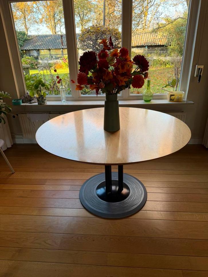 LEOLUX UITSCHUIFBARE EETKAMERTAFEL, Huis en Inrichting, Tafels | Eettafels, Ophalen