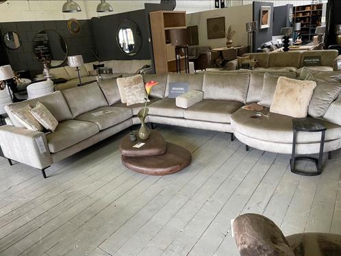 UrbanSofa Velvet Lausanne Hoekbank – – NU €3.850, Huis en Inrichting, Banken | Complete zithoeken, Zo goed als nieuw, Stof, Ophalen of Verzenden