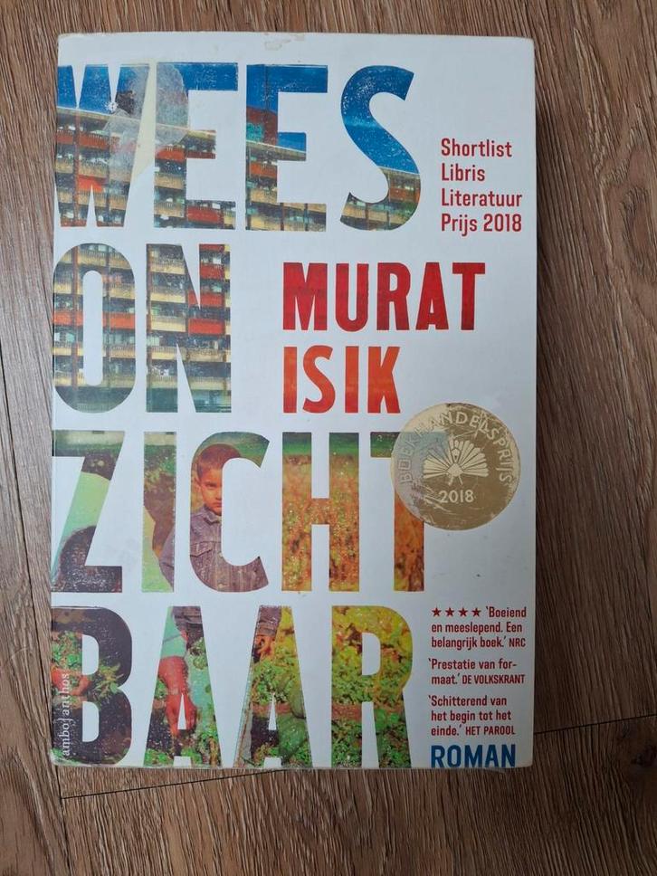 Murat Isik - Wees onzichtbaar, Boeken, Literatuur, Gelezen, Ophalen of Verzenden