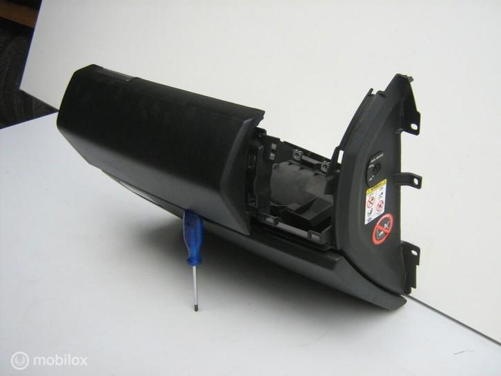 Range Rover Sport Dashboard Kastje Glove Box Discovery 3, Auto-onderdelen, Dashboard en Schakelaars, Gebruikt, Ophalen of Verzenden