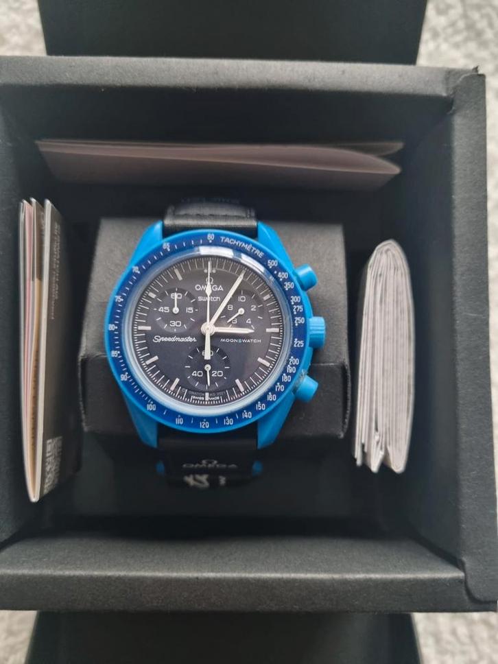 Omega x Swatch MoonSwatch - Mission to Neptune, Sieraden, Tassen en Uiterlijk, Horloges | Heren, Zo goed als nieuw, Polshorloge