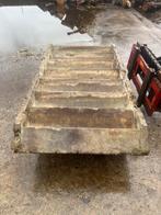 Betonnen trap 7x, Ophalen, Beton, Minder dan 5 m², Overige typen