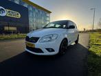 Skoda Fabia RS 1.4Tsi 180pk Automaat wit leuke opties, Auto's, Skoda, Automaat, Stof, 4 cilinders, 179 pk