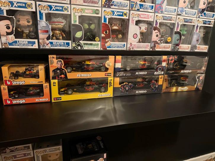 Max Verstappen Jumbo complete Collectie. RB12 RB13 etc, Hobby en Vrije tijd, Modelauto's | 1:18, Zo goed als nieuw, Auto, Bburago