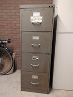 MOET NU WEG! Oude Industriële Ladekast - 135cm Hoog, Huis en Inrichting, Kasten | Roldeurkasten en Archiefkasten, Ophalen, Gebruikt