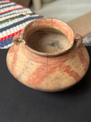 Bodemvondst….Oud Bijzonder Potje uit de Oudheid beschikbaar voor biedingen