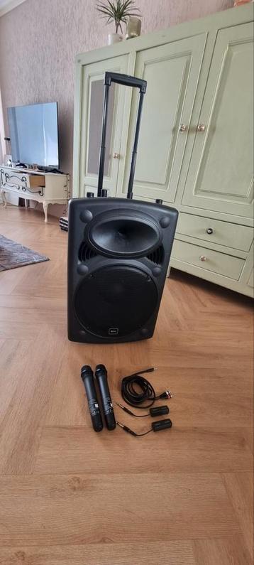 Professional kareoke set. 2x wireless mic beschikbaar voor biedingen