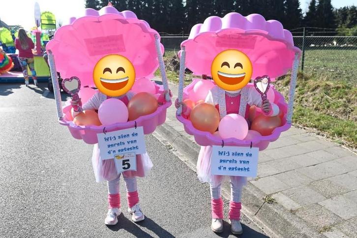 Parels (carnavalsoptocht, loopgroepen), Hobby en Vrije tijd, Feestartikelen, Zo goed als nieuw, Kostuum, Carnaval, Ophalen