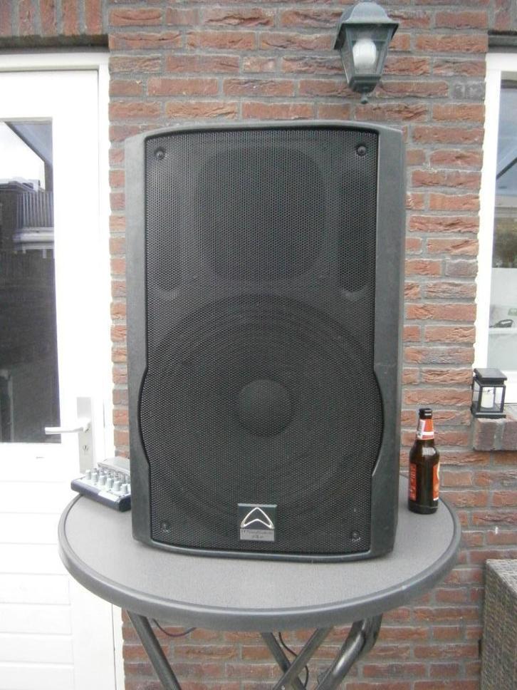 geluidset /zware speaker voor feestje te huur € 30,00, Muziek en Instrumenten, Dj-sets en Draaitafels, Zo goed als nieuw, Dj-set
