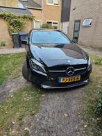 Mercedes-Benz A-Klasse A180 BE 122pk 2017 Zwart, Auto's, Mercedes-Benz, Voorwielaandrijving, 65 €/maand, 4 cilinders, Handgeschakeld