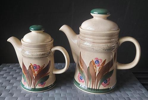 2 Vintage koffie/thee potten : VEB Steingut Elsterwerda, Verzamelen, Overige Verzamelen, Zo goed als nieuw, Ophalen