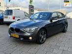 BMW 1-serie 116i Business+ | AUTOMAAT | ZEER NETTE AUTO!, Auto's, Gebruikt, 4 cilinders, Origineel Nederlands, 650 kg